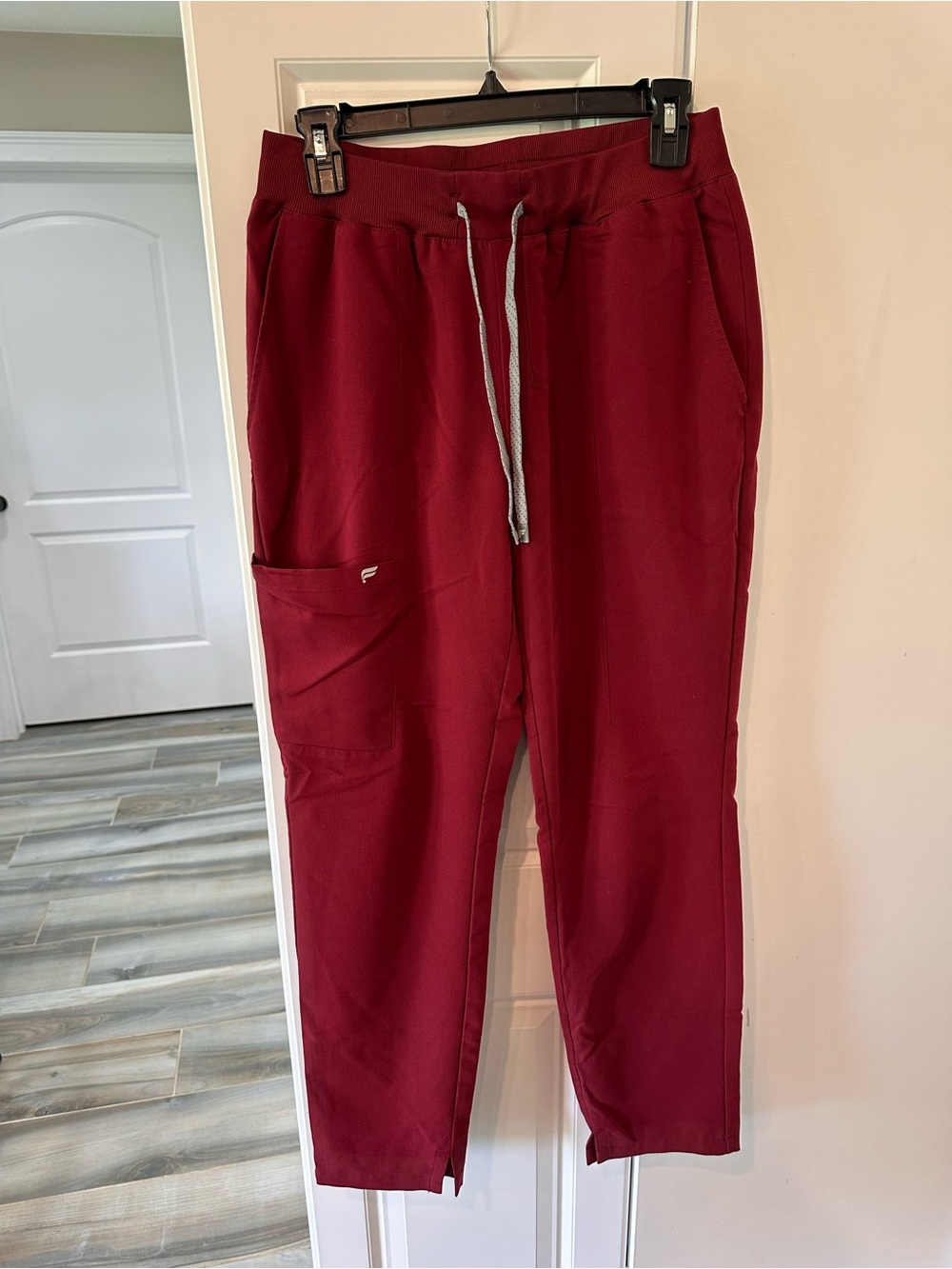 Fabletics Burgundy Scrub Pants Small